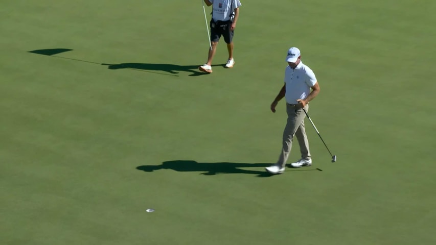 Lucas Glover sinks 24-foot birdie putt at Black Desert